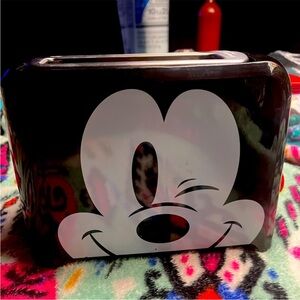 Disney-Mickey Mouse 2-Slice Toaster Leaves Mickey Mouse Imprint of Toast NWOB